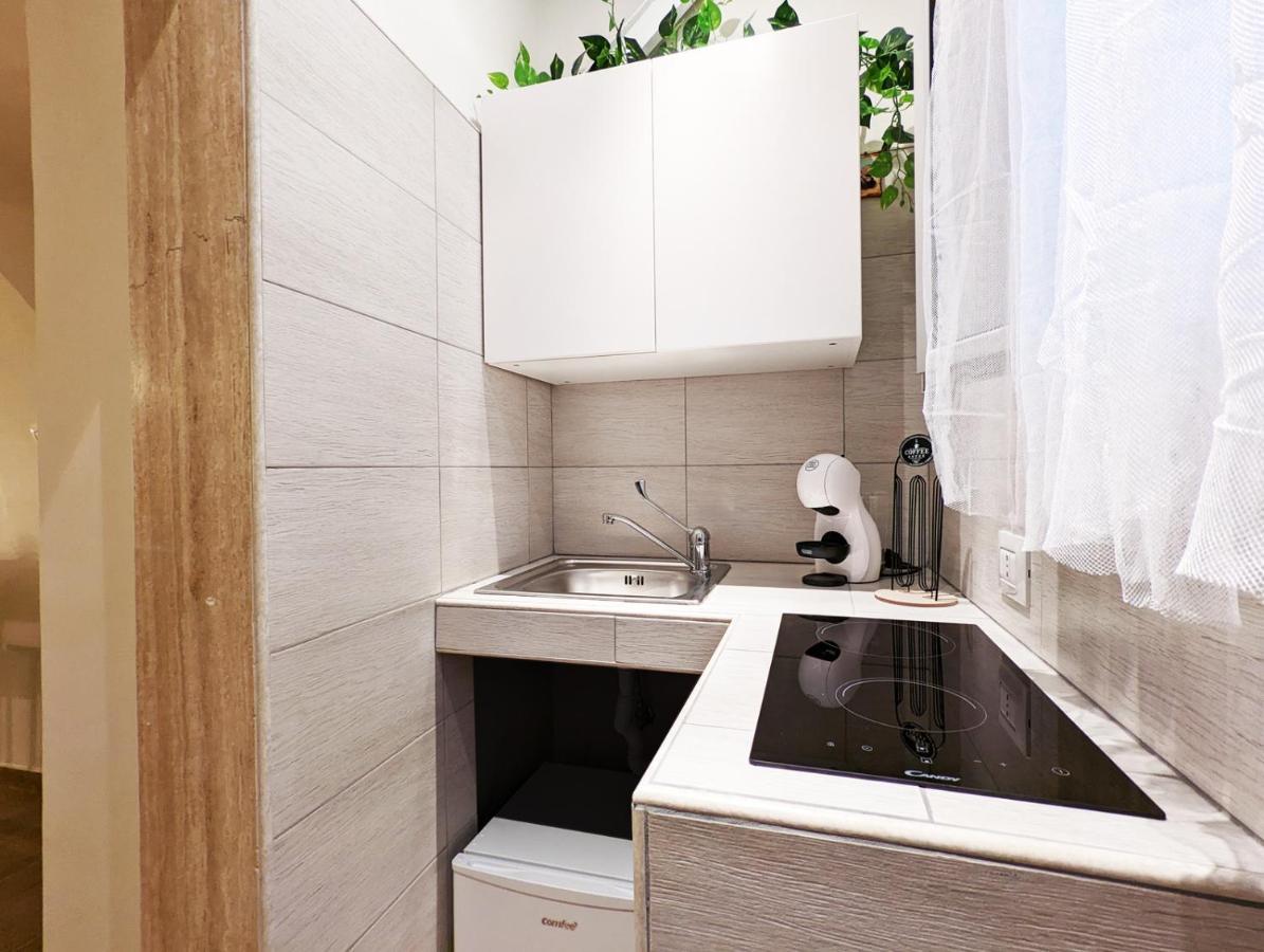 Ravi Romantic Jacuzzi Suite Bari Kültér fotó